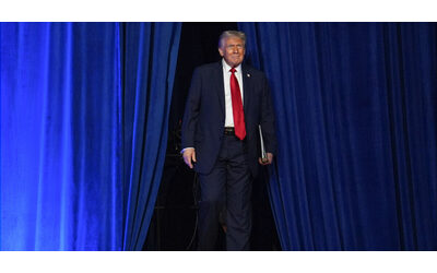 Donald Trump “considererà seriamente” la possibilità per gli Usa di lasciare la Nato e di ridurre gli aiuti all’Ucraina