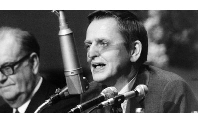 Dopo l omicidio Palme la Svezia ha perso lentamente la sua neutralit fino a entrare nella Nato