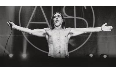 Eccomi a parlare bene degli Afterhours Questa storia andava raccontata