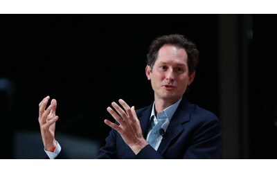 Evasione e truffa allo Stato: Elkann paga 183 milioni e chiede la messa alla prova. Il presidente...