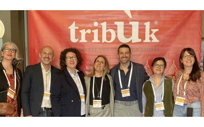 Fenomeno Trib k quaranta editori a turno hanno ventotto minuti per presentare i titoli che vorrebbero vedere sugli scaffali dei librai
