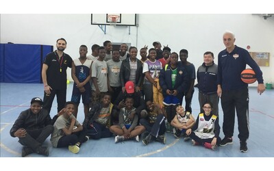 Figli di immigrati regolarmente tesserati ma non ancora iscritti al portale la FIP inibisce per tre mesi il presidente e penalizza ancora la Tam Tam Basketball