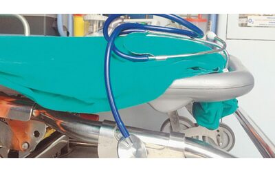 Firma finale per il rinnovo del contratto dei dirigenti medici aumenti medi di 491 euro al mese pi arretrati