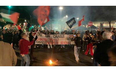Flotilla, Cgil e Usb proclamano sciopero. Occupata la stazione di Napoli. A Roma raduno a Termini: traffico bloccato