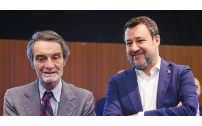 Fontana: “Col c***o che vannaccizzano la Lega”. Applausi dai Giovani Padani