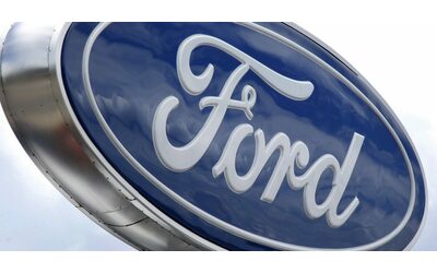 Ford Europa, entro il 2027 licenziamenti per 4.000 dipendenti. Pesa la frenata dell’elettrico