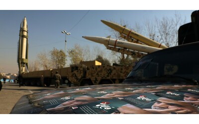 Francia, Germania e Uk attivano lo snapback per ripristinare le sanzioni all’Iran: “Violato accordo sul nucleare”