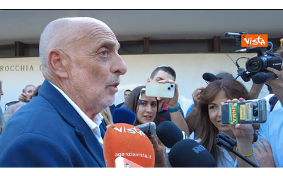 Funerali Emilio Fede, Paolo Brosio: “Ha sbagliato e ha pagato, ma da Mediaset un silenzio assordante” – Video