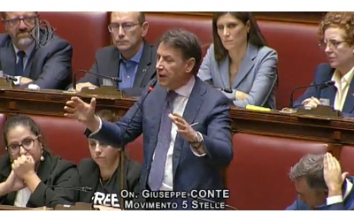 Gaza, Conte contro Meloni e il governo: “I libri di storia vi condanneranno. Flotilla? Salva l’onore dell’Italia”