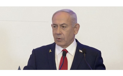 Gaza, il premier israeliano Netanyahu insiste e nega che ci sia la fame: “Una sfacciata menzogna”