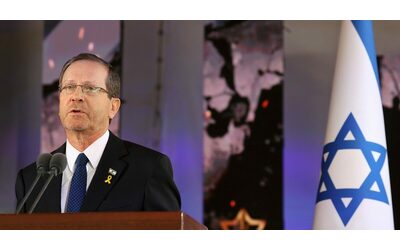 Gaza, il presidente d’Israele chiede un accordo “con tutti i mezzi”. Ma Tel Aviv e Hamas si scambiano accuse su chi lo sta boicottando