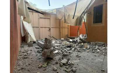 Gaza, Israele bombarda una casa adiacente alla guest house di Emergency – Video