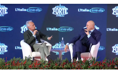 Gaza Travaglio parla di genocidio alla festa di FdI tra gli applausi del pubblico E a Crosetto Avete fatto abbastanza Video