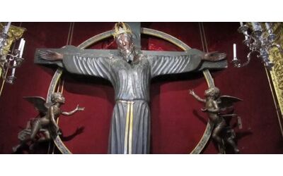 “Gesù mi ha detto che sta arrivando il giorno del Rapimento”: il trend di Tiktok sull’evento biblico diventa virale
