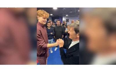 Gianni Morandi a Sinner L Italia nel mondo famosa per la Ferrari Armani e tu Video