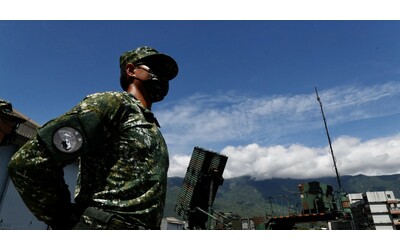 Giappone la tensione con la Cina a causa di Taiwan ricade sul settore turistico si rischiano perdite fino a 14 miliardi di dollari