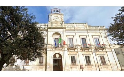 Gioia del Colle, bimbo di 11 anni riceve insulti e sputi per il colore della sua pelle: la madre denuncia sui social