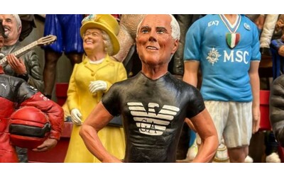 Giorgio Armani diventa una statuetta del presepe: l’omaggio dell’artigiano di San Gregorio Armeno