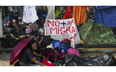Giudice blocca l’ordine di espulsione voluto da Trump per 500mila migranti, entrati legalmente con Biden