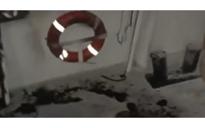 Global Sumud Flotilla, Bonelli: “Colpita da un razzo, atto gravissimo”. Magi: “Atto di terrorismo”. Silvestri: “Stop fondi a Israele”