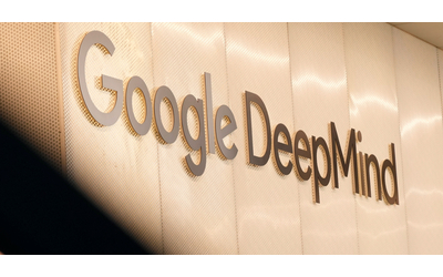 Google cambia i vincoli per la sua Intelligenza artificiale. Potrà essere usata la sorveglianza e lo sviluppo di armi