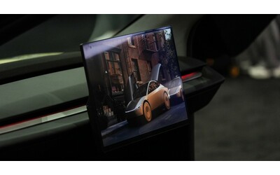 Guida autonoma, l’amministrazione Trump in aiuto di Tesla. “Nuove norme ridurranno la burocrazia”