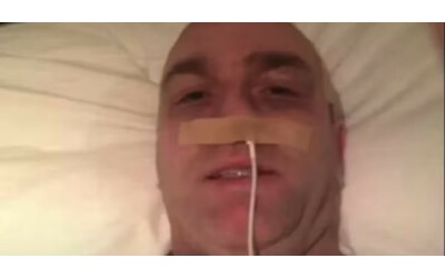 Ha finto di avere un cancro ingannando tutti con un cavo dell’iPhone: Dj Carey condannato a cinque anni