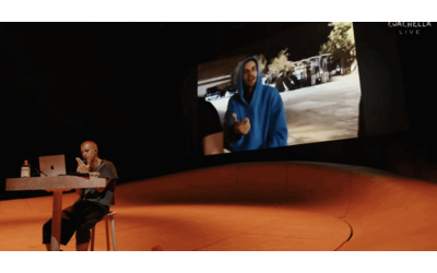 Ha messo canzoni da Youtube non ha fatto un show polemiche su Justin Bieber al Coachella e sul presunto cachet da 10 milioni