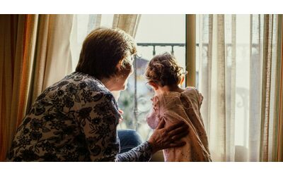 “Ho perso mia madre e mio padre nello stesso giorno, lui l’ha picchiata davanti a me fino ad ucciderla. Io e i mie fratelli ci siamo salvati”: la rinascita di Aleisha