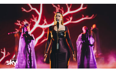 “Ho subito violenza psicologica per anni, mi accontentavo e subivo. Sono ferite senza cicatrice”: Delia si commuove a X Factor 2025 e va in Finalissima