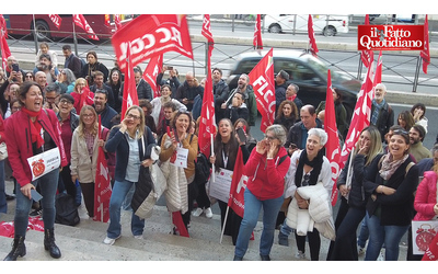 Ho vinto due concorsi ma ogni estate non so se e dove mi chiameranno Costretta a casa dopo la maternit storie degli eterni precari della scuola