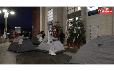 I precari della ricerca occupano la sede del Cnr Qui a oltranza vogliamo essere stabilizzati