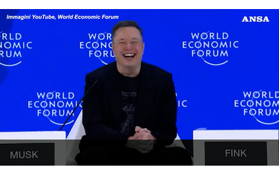 Il board peace o piece Elon Musk a Davos prende in giro Trump e ironizza su Groenlandia e Venezuela Video