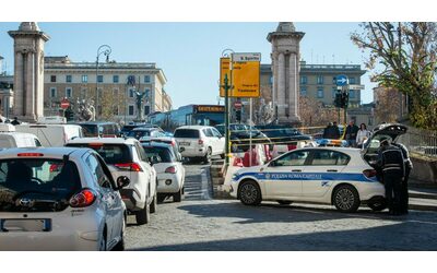 Il centro storico di Roma diventerà “zona 30”: “Abbiamo un’emergenza in materia di sicurezza stradale”