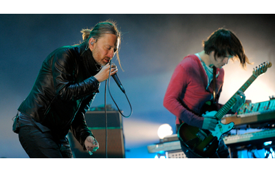 Il concerto dei Radiohead a Bologna mi parso andare a sprazzi 6 7 picchi sovraumani altri momenti in cui mi sono disconnesso In ogni caso gruppi cos ne nasceranno pochi Anzi meno di Andrea Scanzi