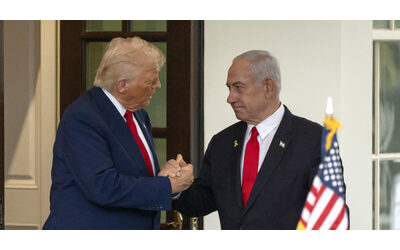 È il giorno dell’incontro tra Trump e Netanyahu: “Siamo molto vicini a un accordo per finire la guerra a Gaza”