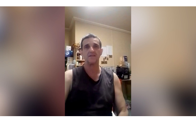 “Il governo mi aiuti a tornare a casa, non posso volare su un aereo di linea”: il video-appello di Carlo D’Attanasio