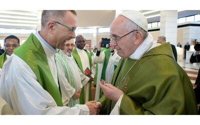 Il parroco di Pax Christi Nandino Capovilla respinto in aeroporto a Tel Aviv: “Ragioni di sicurezza pubblica”
