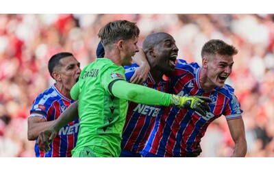Il “piccolo” Crystal Palace batte il Liverpool e trionfa in Community Shield. È l’ennesima lezione al calcio dei ricchi