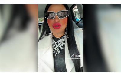 In Forza Italia sono seri vi accompagno io alle urne la tiktoker Rita De Crescenzo prova a orientare il voto per le Regionali in Campania