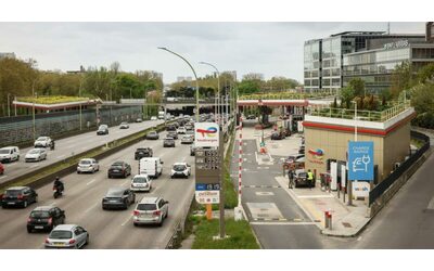 In Francia una stazione di servizio su 5 ha carenza di carburante l annuncio del governo Ecco perch