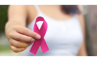“In Italia 1 donna su 8 svilupperà il cancro al seno, ma il 25% tra i 50 e i 69 anni non ha mai fatto la mammografia. La prevenzione è fondamentale”: l’allarme dei medici