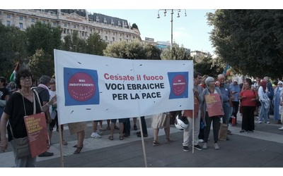In piazza per Gaza c’è il gruppo “Voci ebraiche per la pace”: “Dire Israele e dire ebrei non è la stessa cosa” – Video