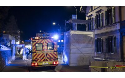 Incendio vicino a un hotel a Davos Lilli Gruber Ci hanno evacuati dal Congress center c un emergenza