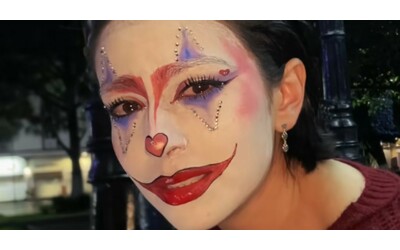 Influencer scompare dopo aver pubblicato un video “inquietante” in cui piange truccata da...
