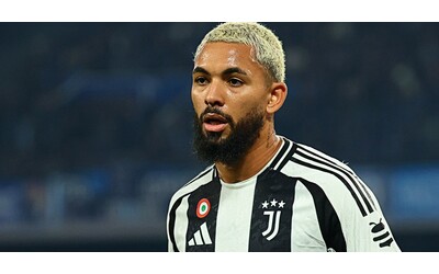 Juventus, sparisce Douglas Luiz: a sorpresa non si presenta in raduno. Almeno però è arrivato Joao Mario