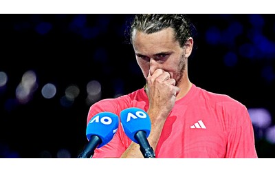 “L’Australia crede a Olya e Brenda”: che cosa significa la frase urlata da una tifosa prima della premiazione di Alexander Zverev