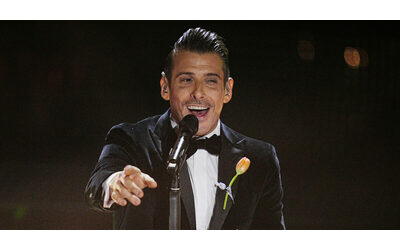 “L’autotune? Mi fa un po’ inca**are quando viene usato come strumento di correzione della voce e basta”: lo sfogo di Francesco Gabbani