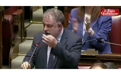 L’ira di Fornaro in Aula: “Vergogna. Meloni si inginocchi davanti ai visionari di Ventotene, altro che dileggiarli”