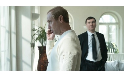 L ossessione del Putin di Jude Law Qualcuno pi popolare di lui Stalin Ecco Il Mago del Cremlino